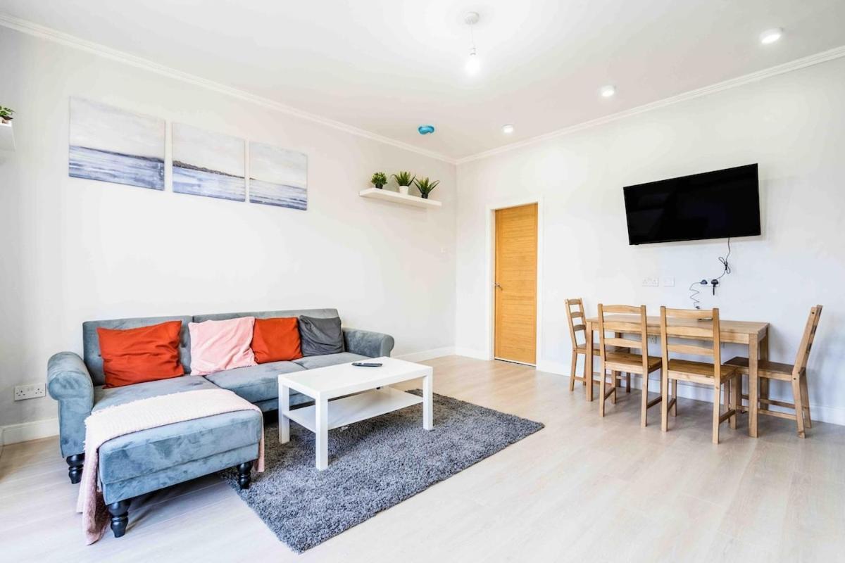 Charming Flat In Moseley